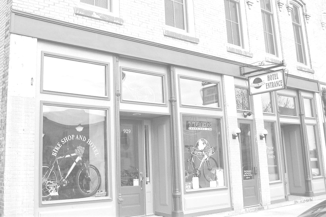 Facade of Earth Rider Bike Shop in Brodhead, Wisconsin, circa 2005-2010